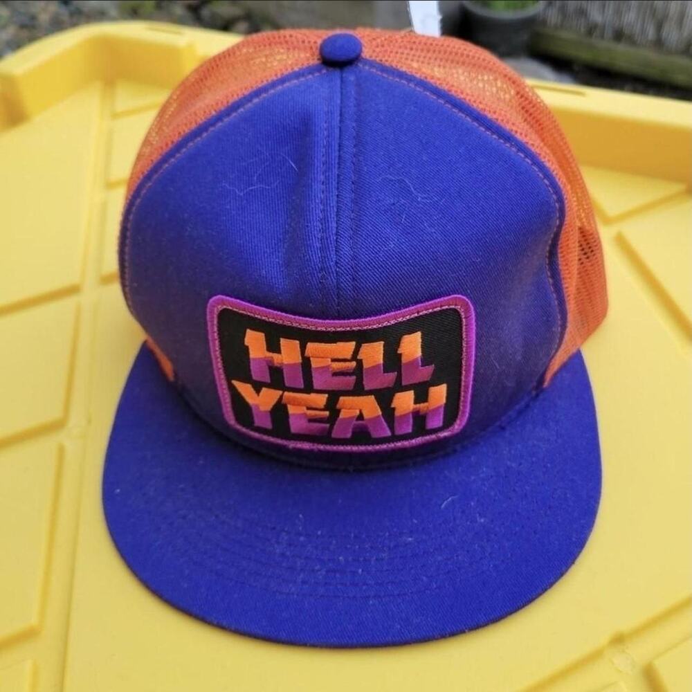 Vtg Hell Yeah Embroidered Patch Record Label Mesh… - image 1